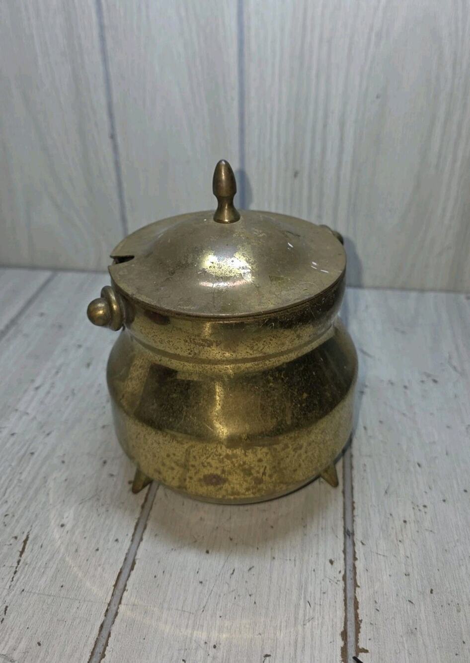 Vtg Solid Brass 3 Footed Fireplace Smudge Pot W/Lid & Handle Regency Heritage